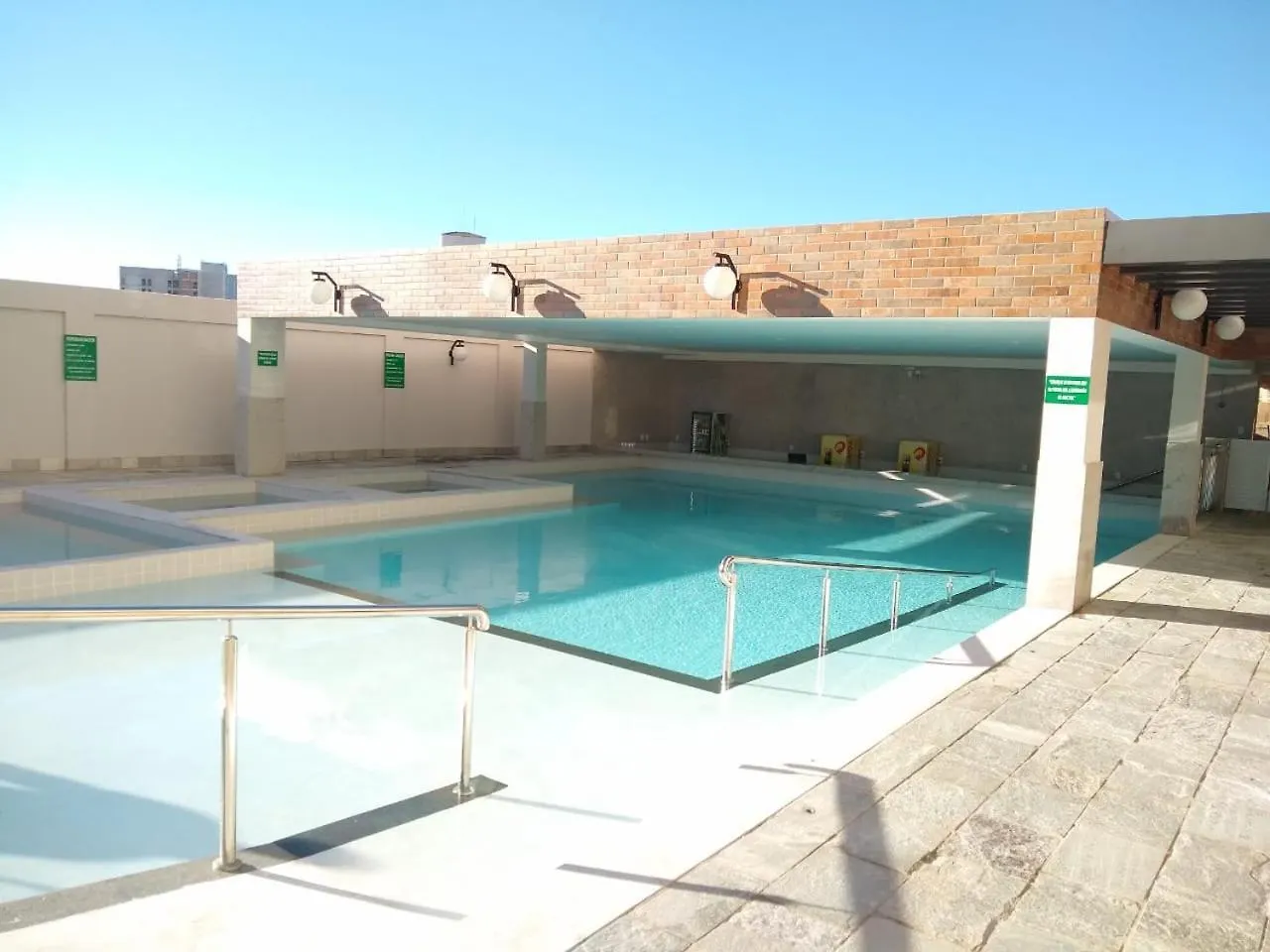 Cafe E Acesso Ao Clube Diroma Aqua Park E Hospedagem No Piazza Caldas Novas Brasilien